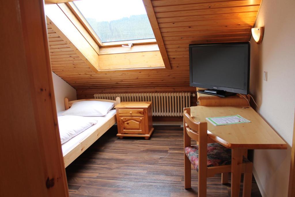 Action Forest Hotel - Kletterwald - Lasertag - Naehe Badeparadies Titisee-Neustadt Rom bilde
